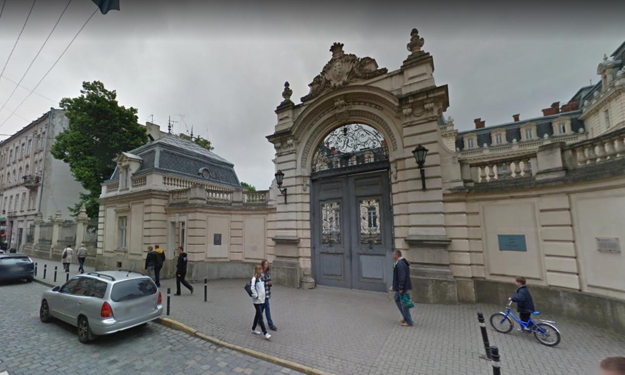 Студия С Дизайнерским Ремонтом Lemberg Exterior foto